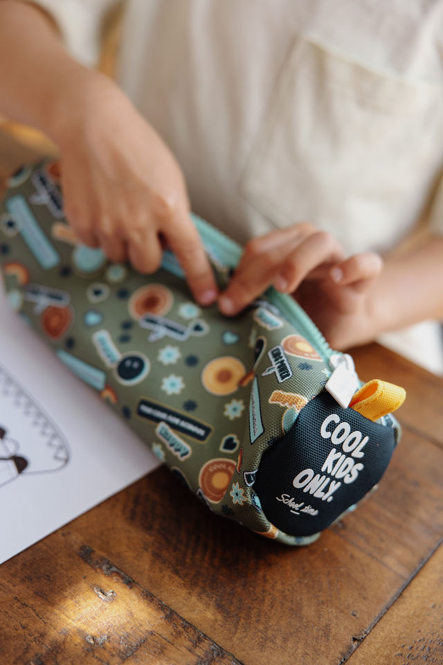 Hello Hossy – Trousse scolaire pour enfants – Smiley