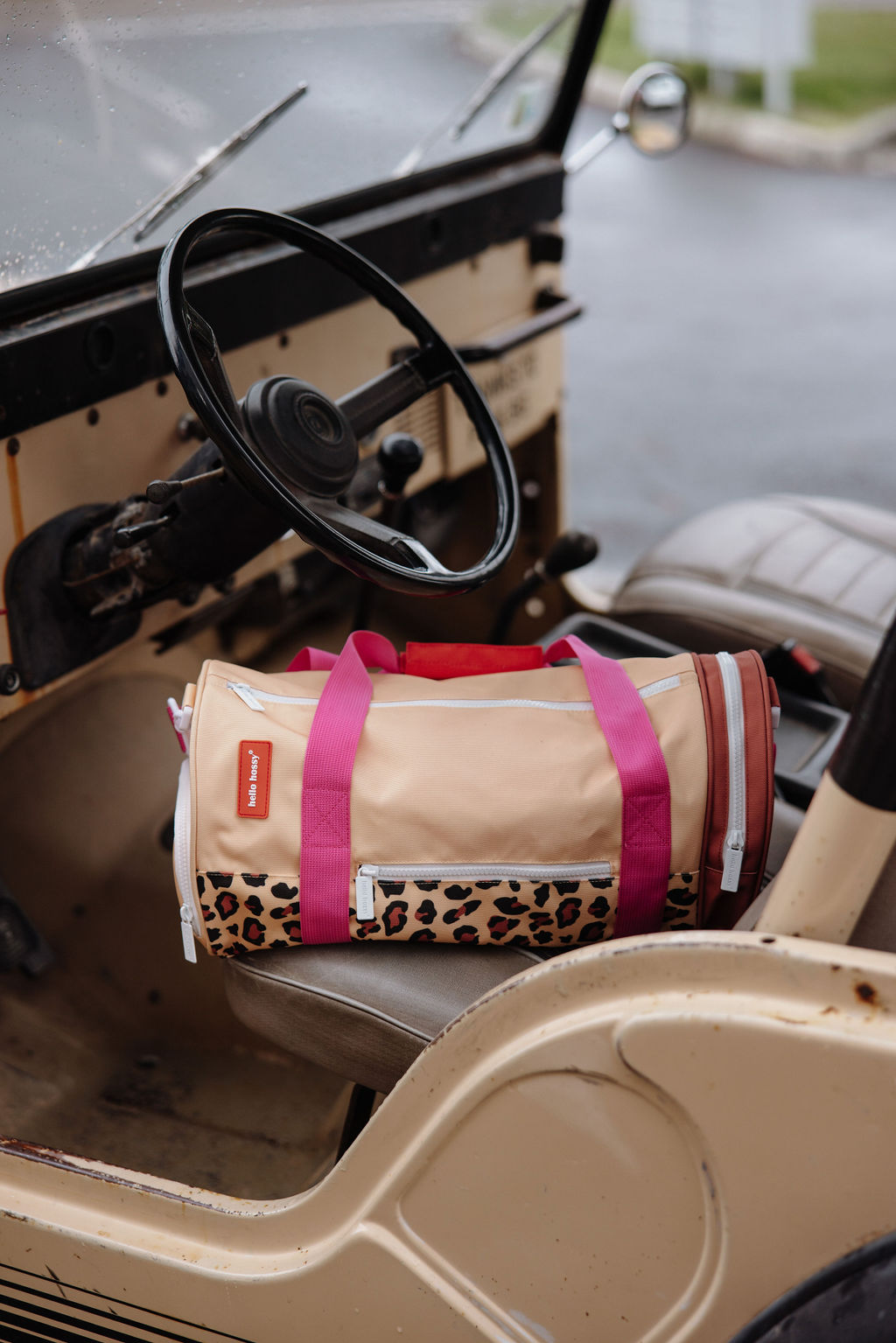 Hello Hossy – Sac de sport et de week-end – Léopard – Image 3