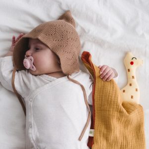 Apunt Barcelona – Doudou en coton bio – Girafe