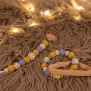 Lutry Nature – Hochet de dentition – Moutarde et lilas à fleurs