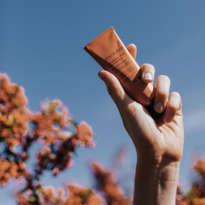 Absolution – Le masque riche réconfortant