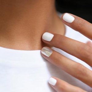 Manucurist – Vernis à ongles SEMI-PERMANENT green flash 15ml – Snow