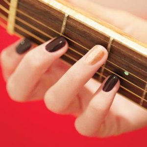 Manucurist – Vernis à ongles SEMI-PERMANENT green flash 15ml – Hollyhock