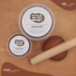 Fanny&rsquo;n Douve&rsquo;s Dought – Pâte à modeler artisanale – Oompaloompa, senteur chocolat