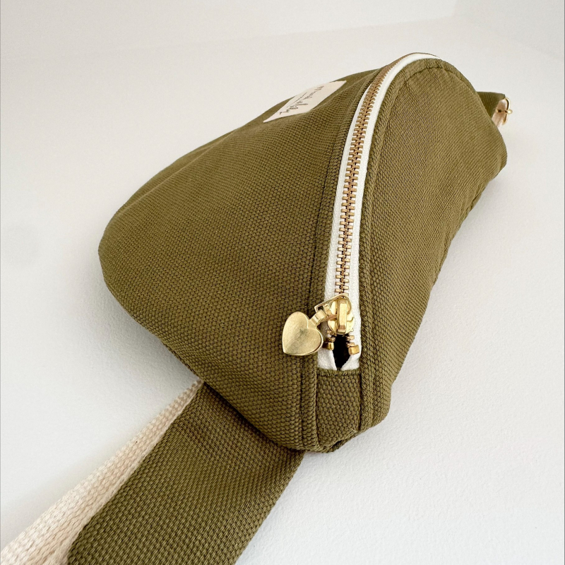 Marcel et Lily – Sac Banane en coton vert – Image 4